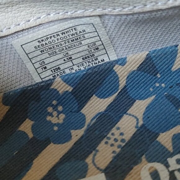 Sebago footwear for women size 7M white Blue and Orange - Picture 11 of 11